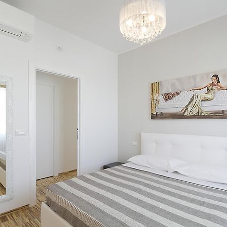 Apartamento Attico Stema Luxury Misano Adriatico Exterior foto